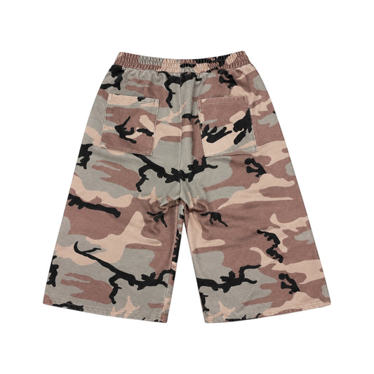 CAMO 3/4 CUT SWEATSHORTS